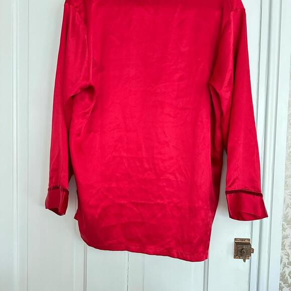 Victoria’s Secret silk pajama top - Picture 6 of 6